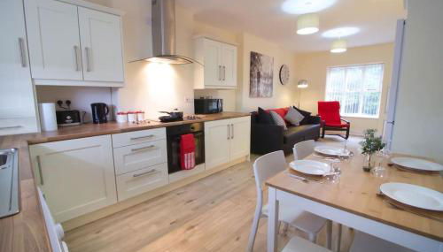 Newly refurbished village flat - Foto 1