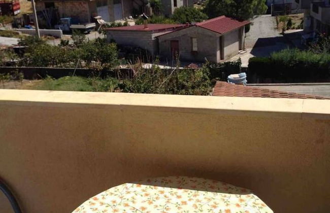 Quaint Little apt for 4 With Pool - Foto 8