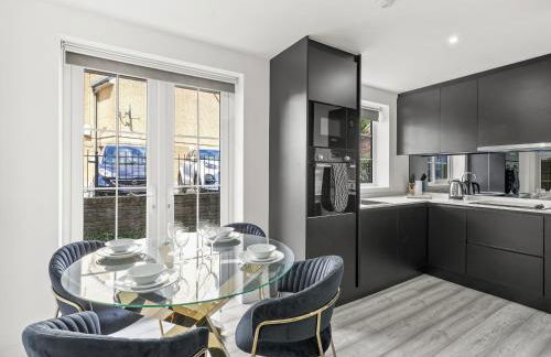 Elegant Apartments in Staines l Free Onsite Parking - Foto 2