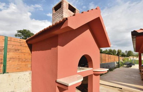 Lovely Home In Rumin With Kitchen - Foto 18