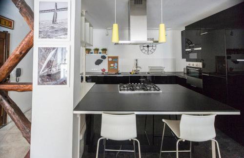 Duplex with terrace in Alfama, Central Lisbon - Photo 3