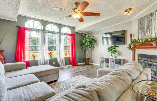 Horse Stalls, Pool and Deck Polk City Getaway! - Foto 6