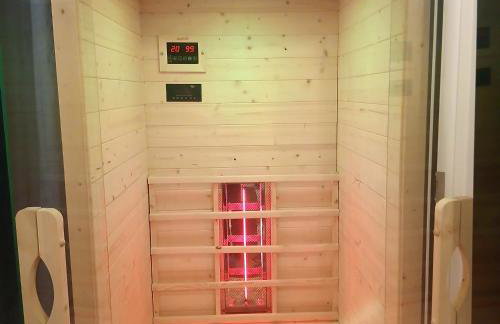 La Parenthèse Impériale Gare à 300 m Balnéo Sauna - Foto 5