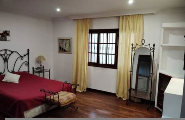 Espectacular Villa con Piscina y Vistas al Valle - Photo 7