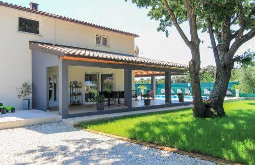 Wonderful villa wit pool surrounded by nature, high level of privacy a few minutes to the beach and town center by car by WiiBuk - Foto 4