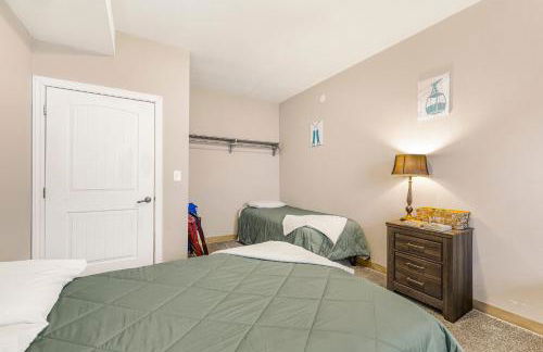 Teton Harmony by KABINO Hot Tub Pool Table Fire Pit Mtn Views 2 Levels 2 Living Rooms WiFi Grill - Foto 48