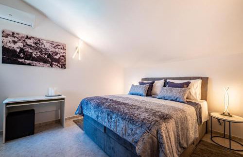 Villa Kadena - Luxury Seaside Villa with Private Heated Pool - Photo 42