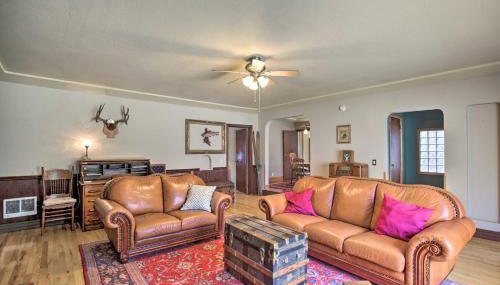 Remote Escape Riverside Home with Scenic Views - Foto 5