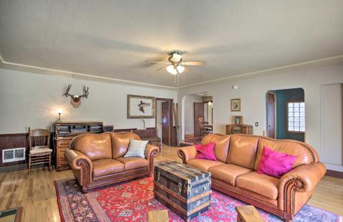 Remote Escape Riverside Home with Scenic Views - Photo 5