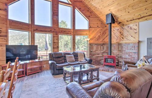 Idyllic Frazier Park Cabin Views, Pool Table - Foto 4