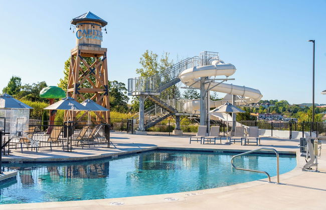 Grand Crowne Resort - Photo 1