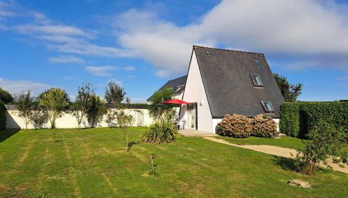 Holiday Home in Brittany near Pointe du Raz - Foto 2, Garden