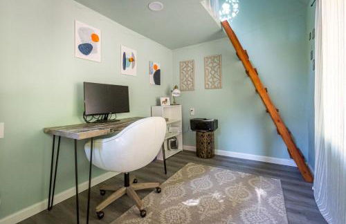 New Oasis -Spa -Firepit -BBQ- Decks-Pet friendly - Foto 34