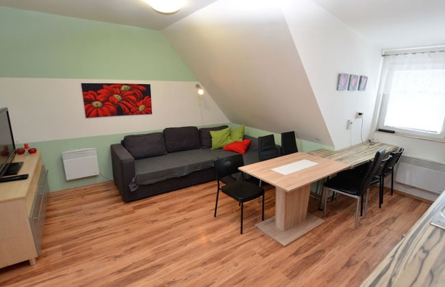 Comfy Holiday Home near Forest in Medenec - Foto 14