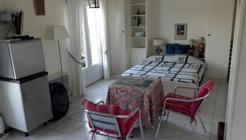 Studio meublé 2 pièces jardin piscine - Foto 4