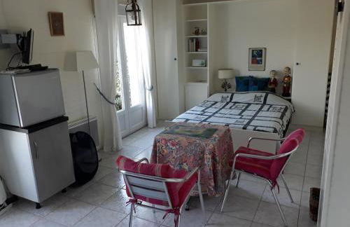 Studio meublé 2 pièces jardin piscine - Foto 4