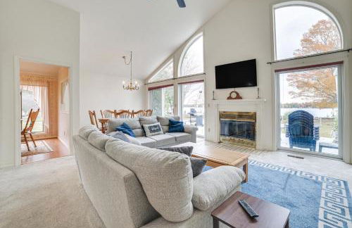 Lakefront Home with Deck and Dock in Oscoda Twp! - Foto 5