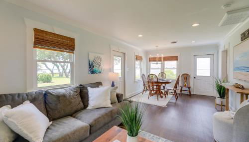 Waterfront Vacation Rental Home on Newport River! - Foto 3