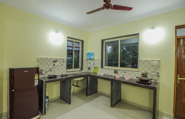 OYO 10297 Home Sunset View 2BHK Dona Paula - Foto 14