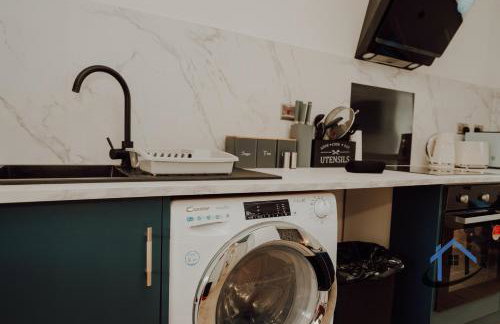 Manor House Apartments - Photo 18