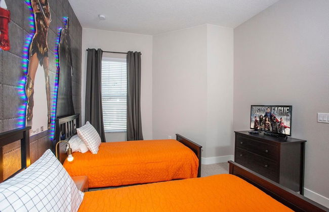 4 BR 4 BA Villa 5min Disneyworld 1804ft BBQ - Foto 39