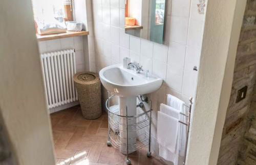 Sunny holiday home with swimming pool - Photo 35