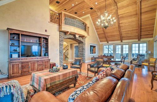 The Barn House Caldwell Mtn Retreat with Hot Tub! - Foto 27