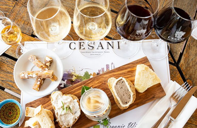 Cata de vinos "Gourmet" en Cesani's - Foto 1