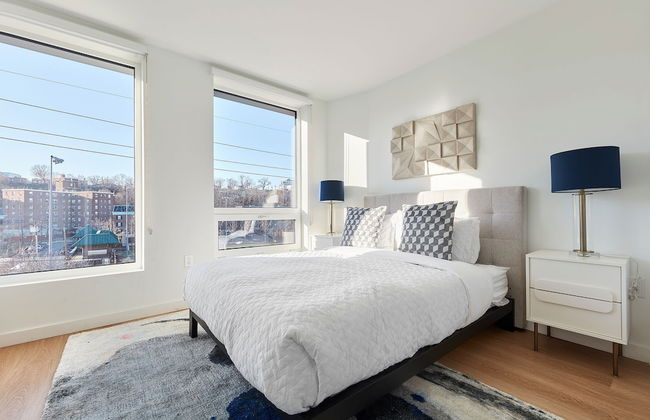 NEW Fab 4 BR - Outdoor Deck - gym - Mins to NYC - Foto 7