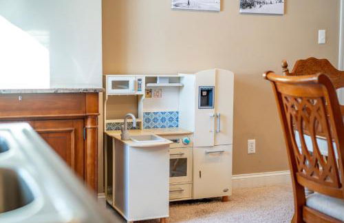 Spacious Family Retreat-Hot tub & Game Room - Foto 29