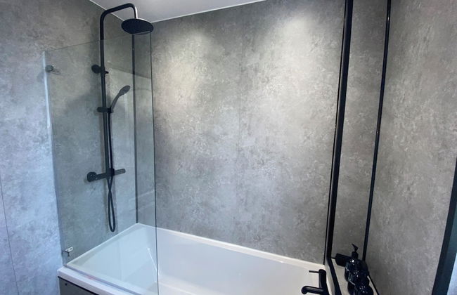 Renfrew Apartment Near Glasgow Airport - Foto 11