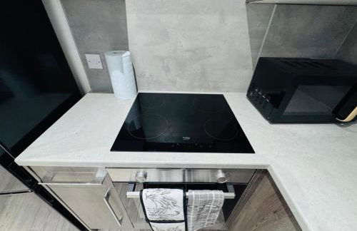 Ash Residence - Lovely 2 spacious bedrooms city centre flat with private parking - Photo 27