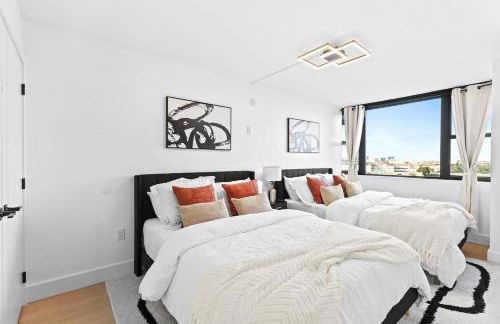 Modern 3BR Apt Near EWR, MetLife & NYC - Photo 7