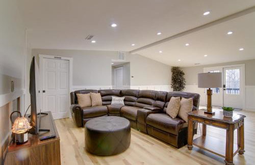 Mountain Retreat in Commerce with Billiards and Darts - Photo 4