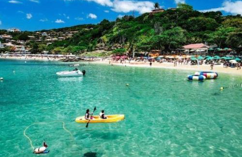 Búzios Praia da Ferradura Linda casa dentro de Condomínio com toda infraestrutura - água e luz inclusos na tarifa - Foto 72