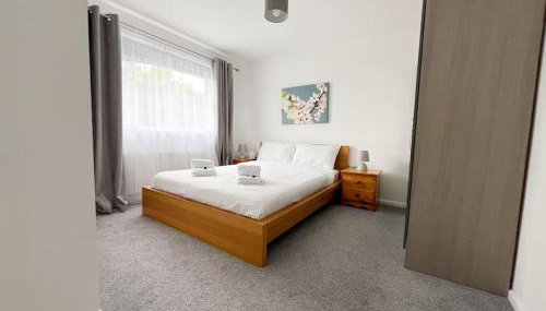 Cosy House on the Edge of Brecon Beacons - Foto 3, wardrobe