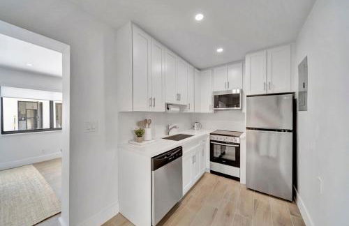 Waterfront Unit #3 20 Min Walk to Beach and Shops - Foto 2