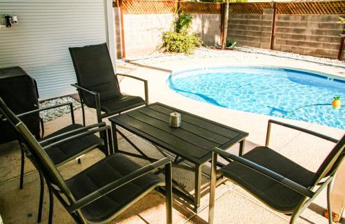 Large Pool & Patio Cozy Single Story Family House - Foto 44