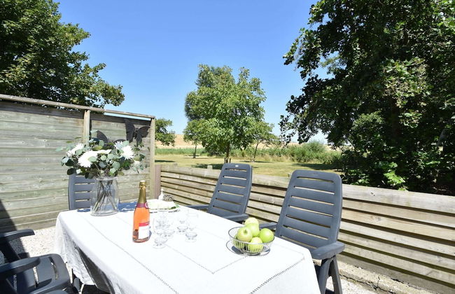 Cozy Holiday Home in Zonnemaire Near Lakebeach - Photo 34