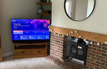 Fairfield Large 4 Bed Log Fire - Photo 13