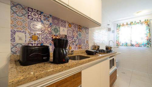 GRAMADO SOLAR REAL - 2 APTS de 2 quartos no mesmo prédio, cada um comporta até 7 pessoas - IDEAL PARA GRUPOS - central - IDEAL PARA ANDAR A PÉ, nesta plataforma desde janeiro de 2016, oferecemos CREDIBILIDADE - seu PET é bem-vindo - GARAGEM COBERTA - Foto 5