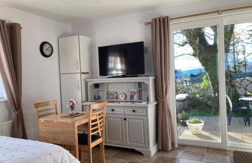 Binnian Gateway - Photo 8