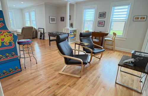 Quantico 3 BR SFH King Beds Game Room Walk to Train Station - Foto 21