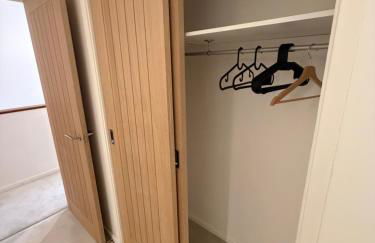 Luxury House, Great Location in Redditch - Contractors - Families - Groups - Relocators - Sleeps 9 - Foto 37