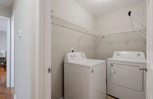 Dutch Creek Cottage- 10 mins to Lake Murray! - Foto 33