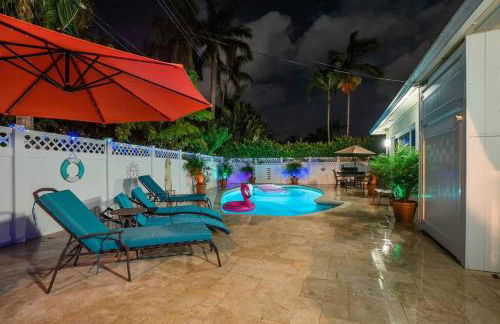 ~Villa Victoria Luxury! (Pool)~1 mile from beach - Foto 15