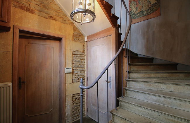 Unique Holiday Home in Virton with Hot Tub - Foto 3