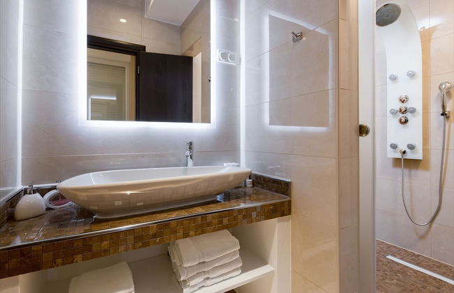 Luxury at Villa Cama - Your Dream Vacation Rental! - Foto 22