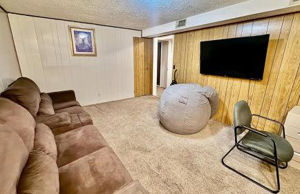 Spacious 4BR Retreat Near Idaho Falls Airport - Foto 26