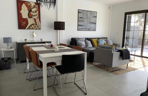 Sea views modern villa for relaxing holidays - Foto 5